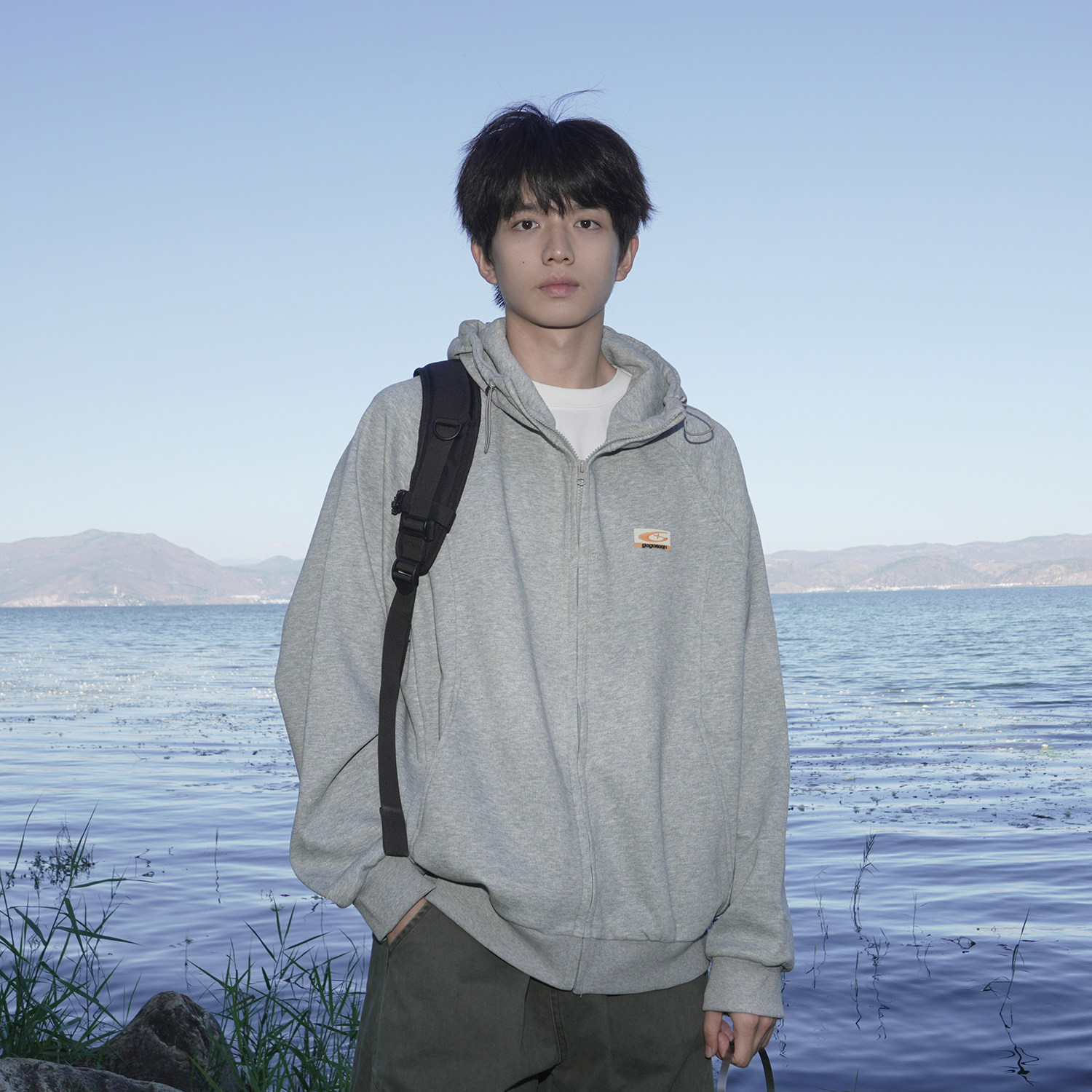 GOGOSOON卫衣外套男新款2026春秋开衫带帽休闲青少年拉链宽松上衣