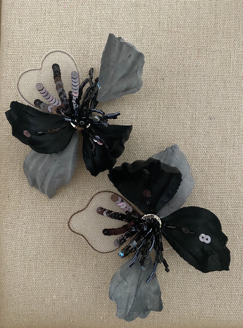 cheli丘林花瓣夸张耳饰