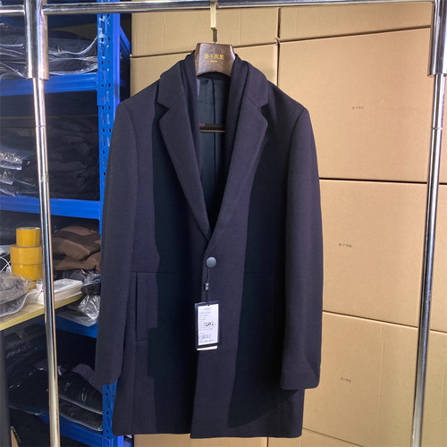 32%羊毛呢子时尚品牌大衣秋冬季