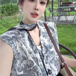 垫肩无袖夏装新款法式气质印花衬衫女高腰短款收腰飘带国风上衣