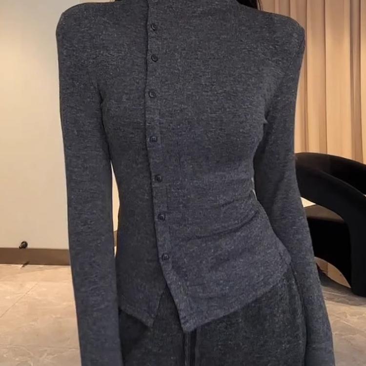 高级感灰色长袖t恤女2025秋季新款内搭打底衫不规则修身显瘦上衣
