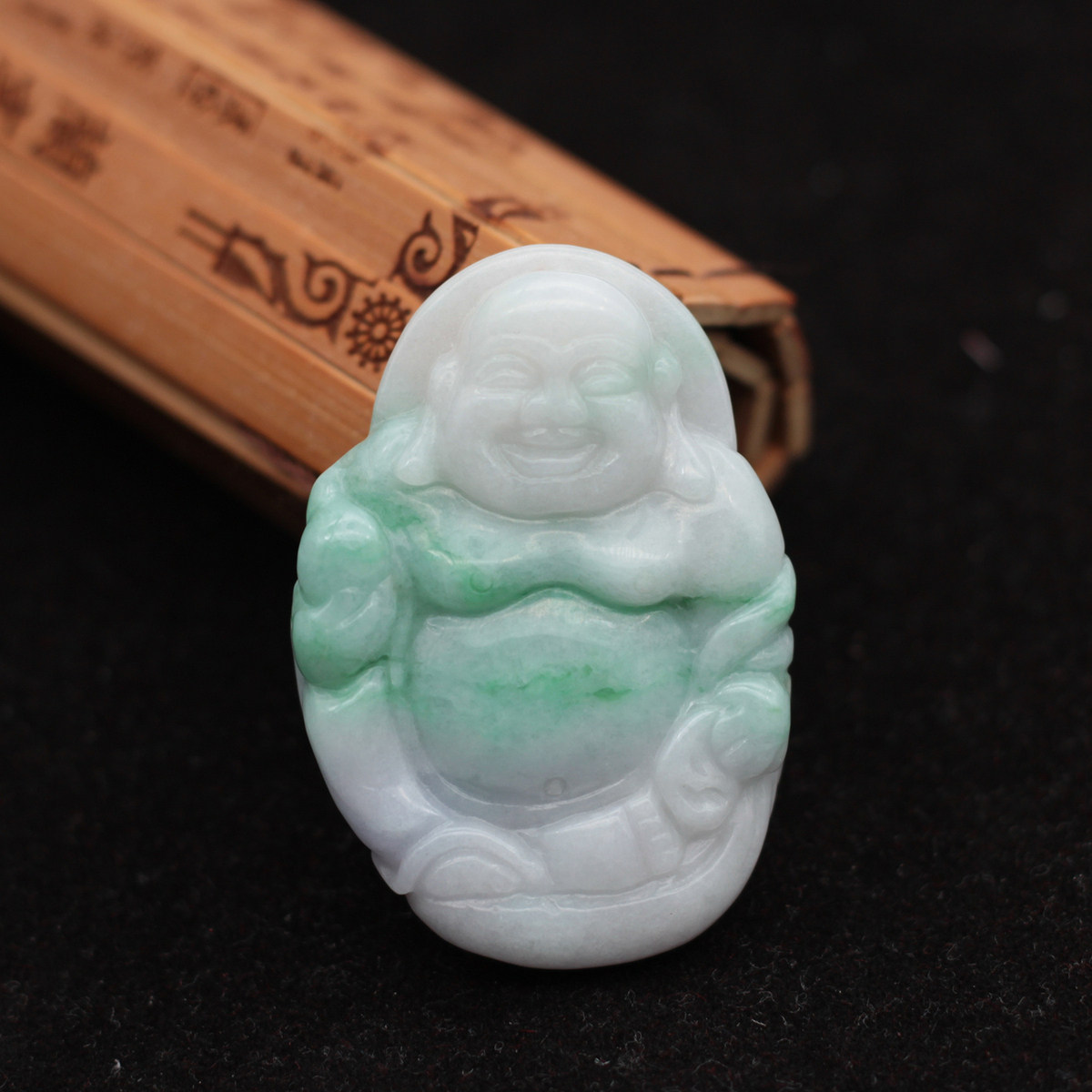 缅甸天然翡翠A货玉器 糯种飘绿紫罗兰大笑玉佛站佛 吊坠玉佩 包邮