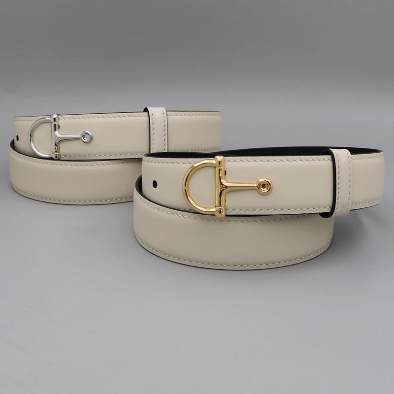 2.5厘米宽方形搭扣真皮皮带光面软面休闲米白色青年女皮带腰带
