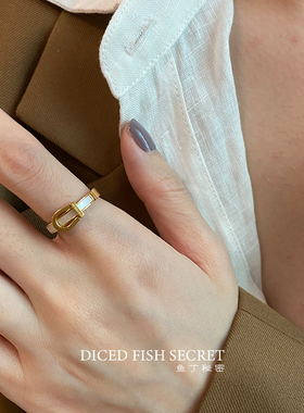 女钛钢轻奢皮带扣戒指