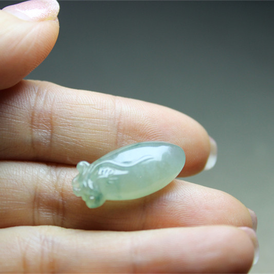 F116翡翠吊坠飘花花枝福瓜冰种吊坠挂坠礼物证书随形典雅气质