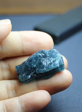 ZZ6碧玺裸石原石无孔宝石蓝色蓝碧玺大颗天然原矿未打磨吊坠