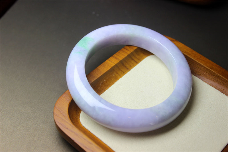 QQ4翡翠手镯圈口53.5镯子A货孤品无毛病全品紫色春带彩证书礼物