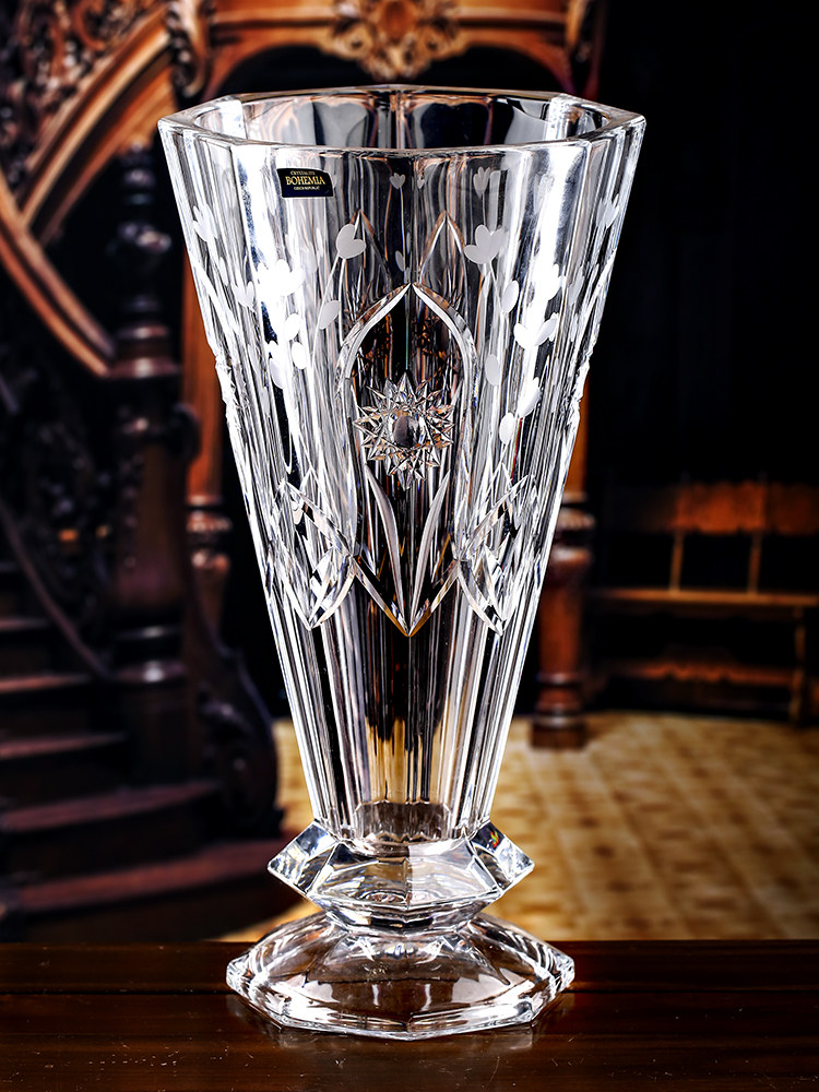Czech imported crystal glass transparent vase Nordic carved flower carving flower light luxury home decoration flower arrangement flower ornaments
