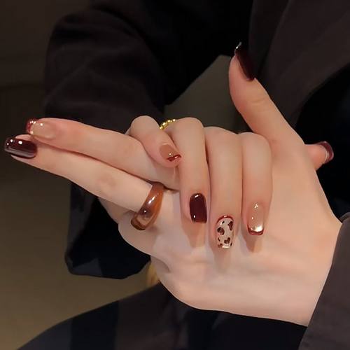 秋冬新款酒红法式深棕豹纹美甲短款猫眼高级半手工显白贴片可拆卸