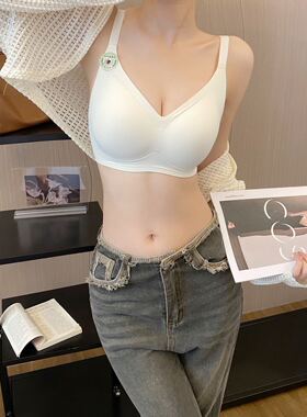 外扩型胸内衣女小胸聚拢显大无钢圈收副乳防下垂加厚平胸专用