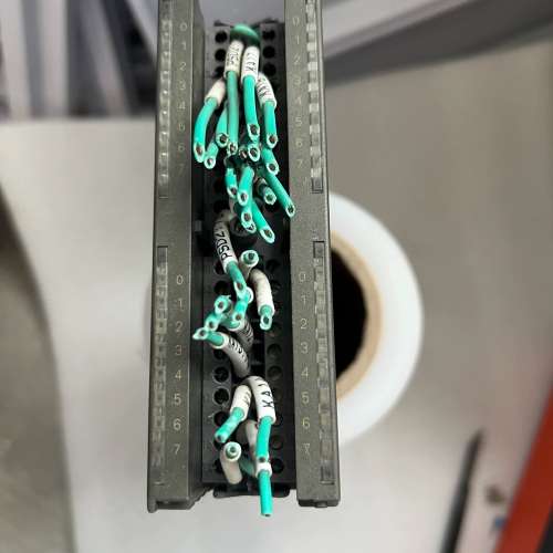 西门子SIMATIC S7模块，型号6ES7 322-1BL