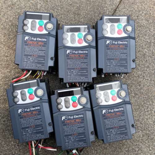 拆机富士变频器FRN0.1C2S-2J   质量包好，