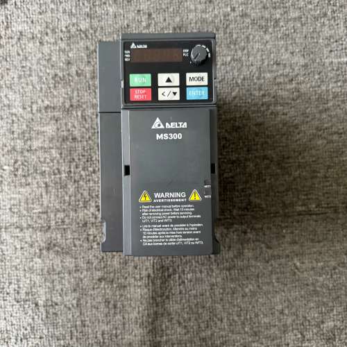 台达变频器MS300系列，型号VFD9A0MS43ANSAA