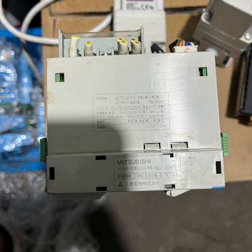 MITSUBISHI三菱PLC程序控制器EMU2系列