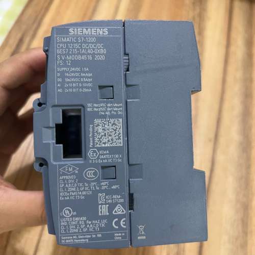 T0186，西门子6ES7 215-1AL40-0XB0外壳