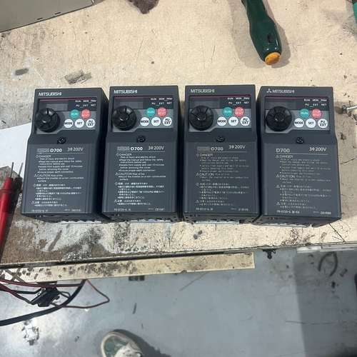 三菱D700变频器FR-D720-0.1K FR-D720-