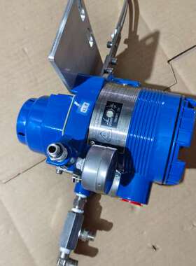 山武AVP301-RSD2A V3.F。山武阀门定位器，日本