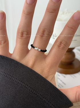 Uimi手作“岁岁年年”显白碎银黑红色极细小众淡人尖晶石戒指手链