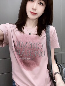 包邮夏季新款重工烫钻褶皱设计圆领短袖T恤女潮