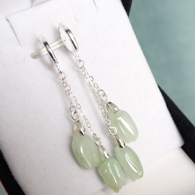 新款天然翡翠纯银玉兰花耳圈