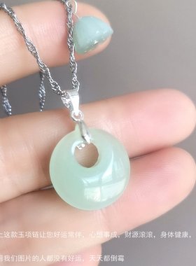 原创温婉淑女风招财转运和田青玉吊坠仙女项链百搭东陵玉平安扣