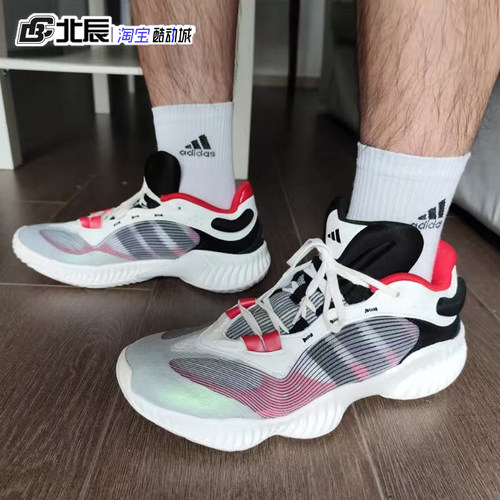 Adidas阿迪达斯男子低帮篮球鞋