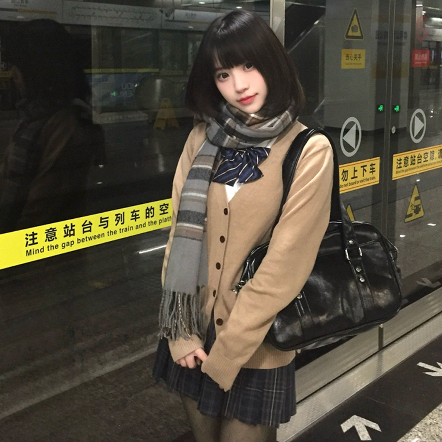 花千猪原创毛衣开衫JK
