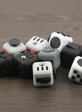 fidget cube减压骰子无聊发泄玩具男解压神器无限魔方指尖小方块