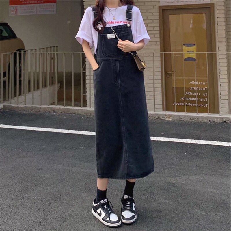 君普/牛仔背带裙夏季新款女大码宽松显瘦中长款开叉a字吊带连衣裙