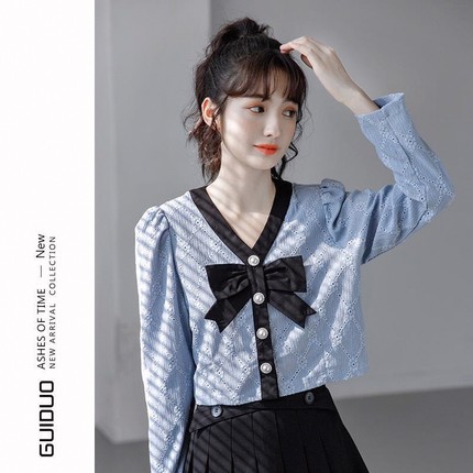 短款v领衬衫女长袖设计感小众2025新款蝴蝶结泡泡袖法式春秋上衣