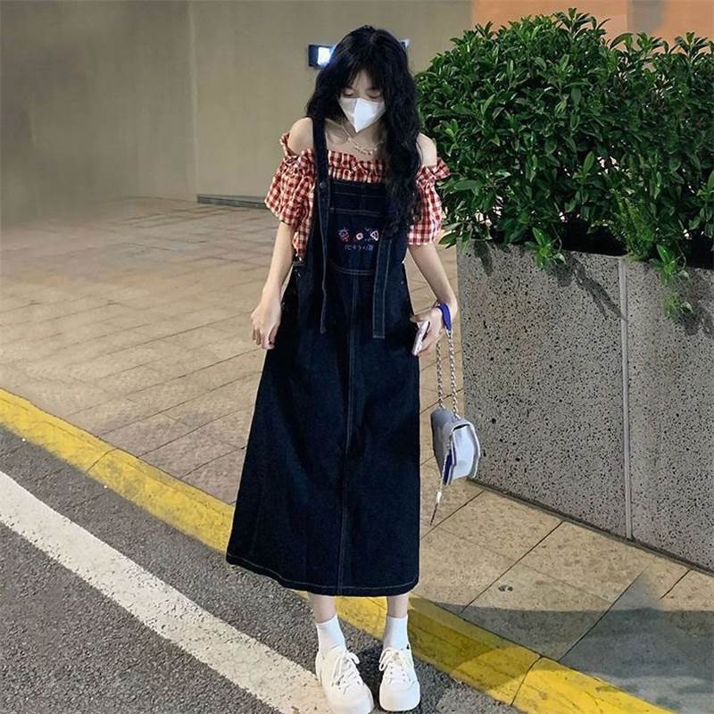 盐系可爱牛仔背带裙女夏季2025新款小个子宽松显瘦中长款连衣裙子