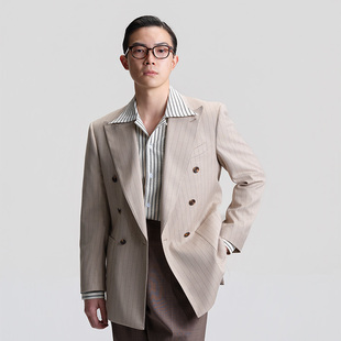 男士 竖条纹双开衩西服套装 平圆方中宽松版 西装 双排扣戗驳领