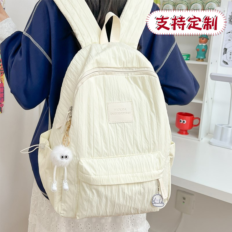 轻便双肩包学生书包大容量