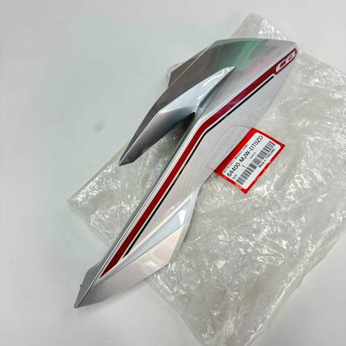 全新原装18年CB500F油箱左侧前侧板前导流板64400-MJW-DT0ZD