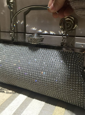 2025款圆型镶钻晚宴礼服手拿钻包奢华名媛水钻手拿袋晚宴钻手拎包