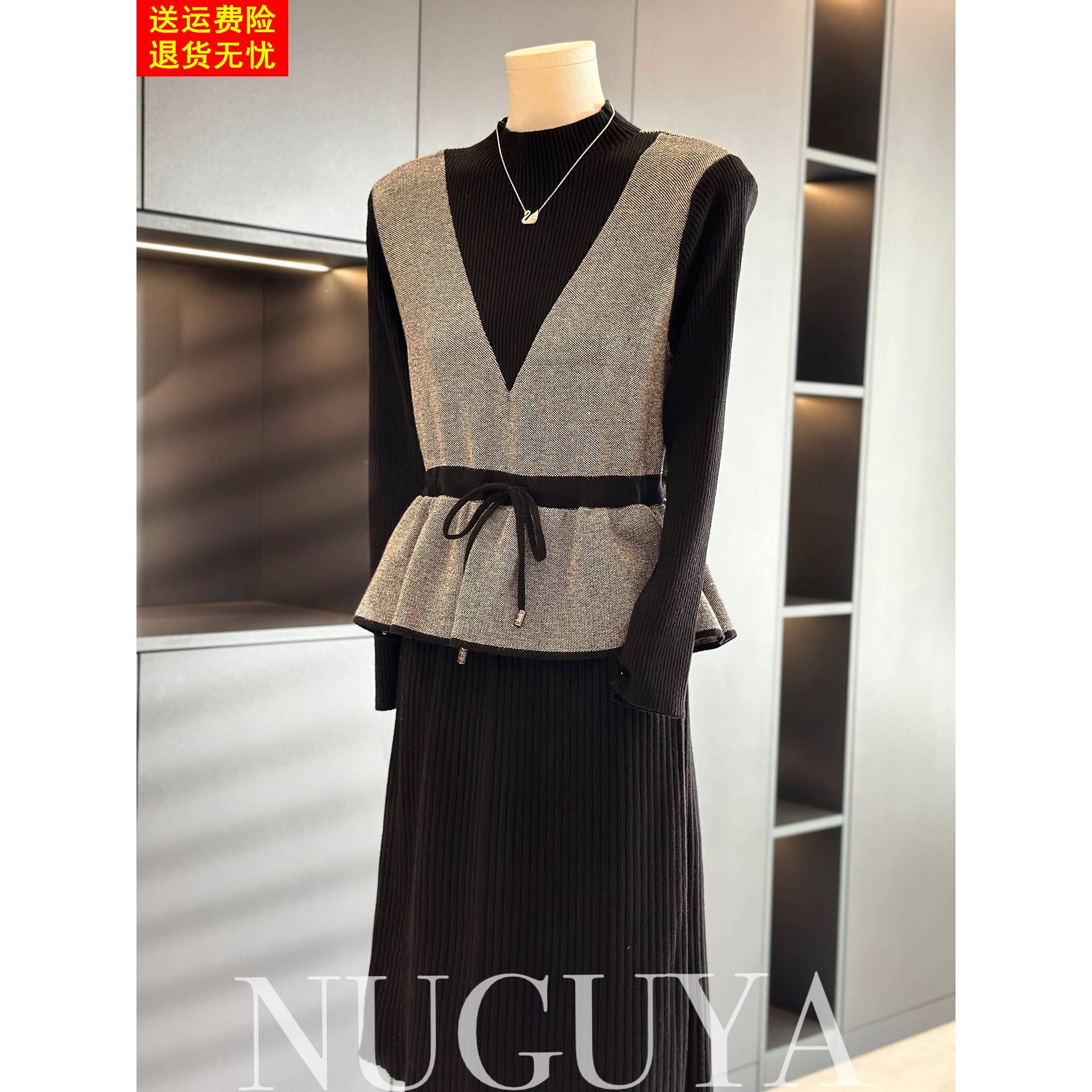 时尚洋气中长款针织连衣裙女年轻妈妈装冬季新款假两件毛衣裙中年