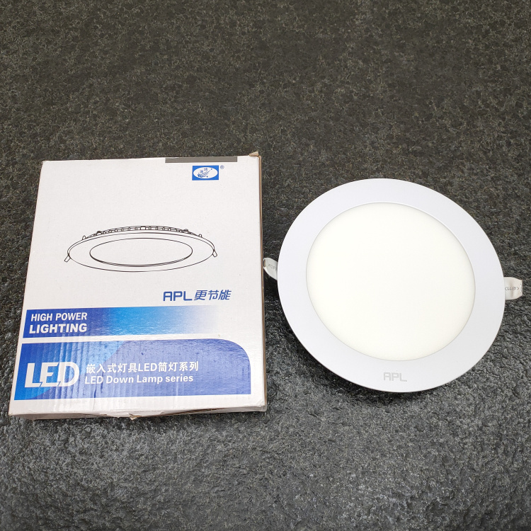 led澳浦嵌入式开孔暖光筒灯