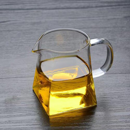 厂家批发高硼硅玻璃公道杯耐高温玻璃分茶器大号茶海抖音电商直供