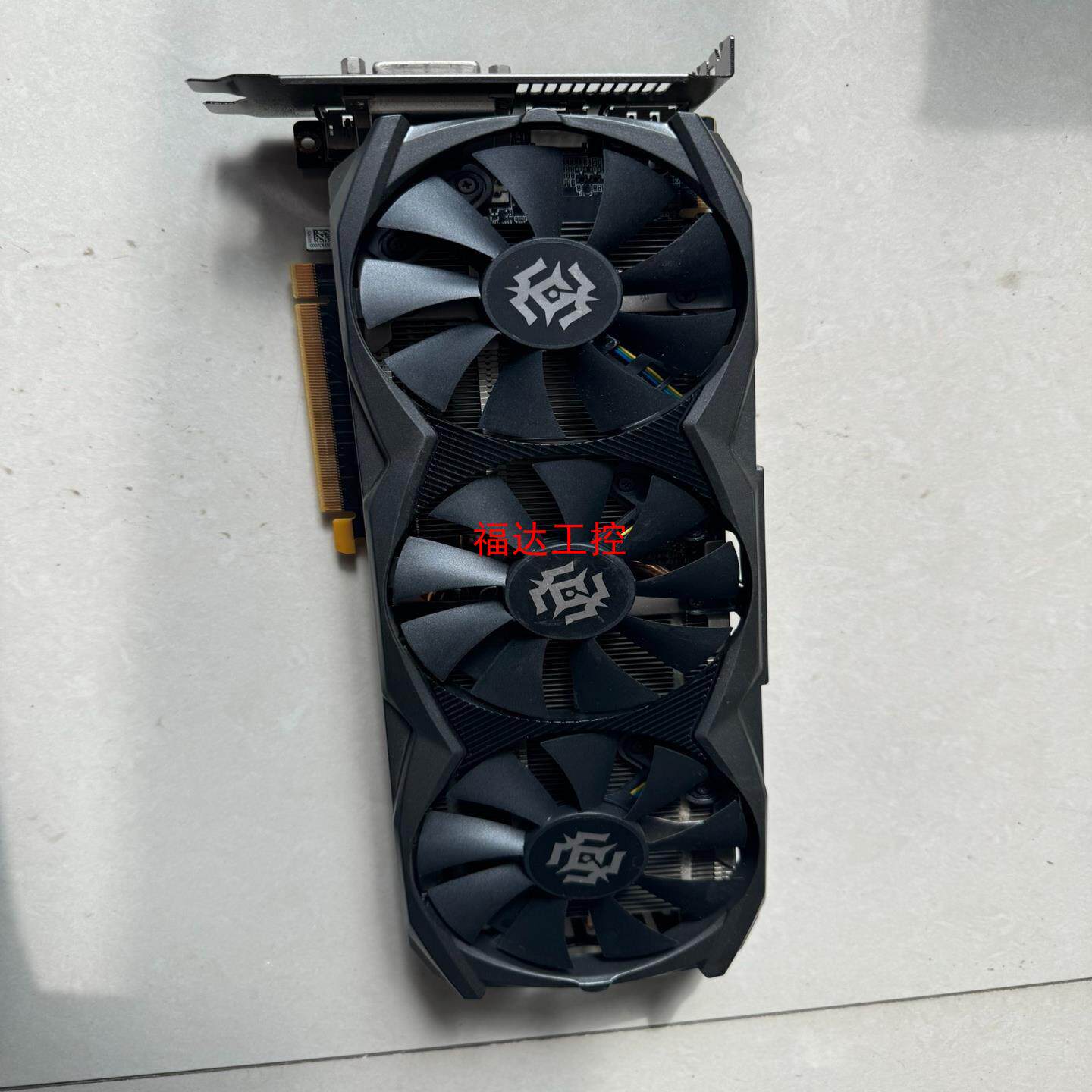索泰至尊GTX950 2G 三风扇带启停静音双6pin【询价】
