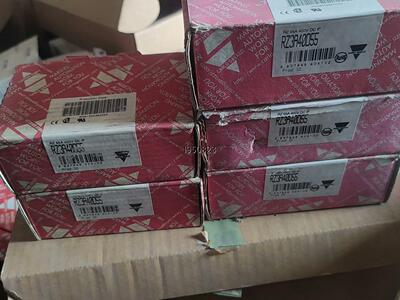 rz3a40d55固态继电器全新库房备件如图【询价】