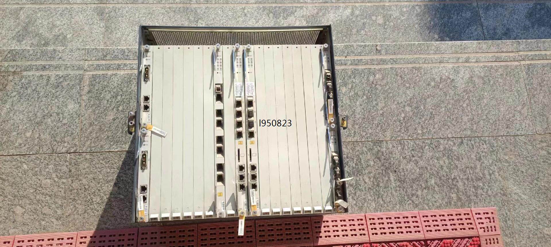 中兴c300,双电源，双主控SCXN，双上行GUFQ，带一张【询价】