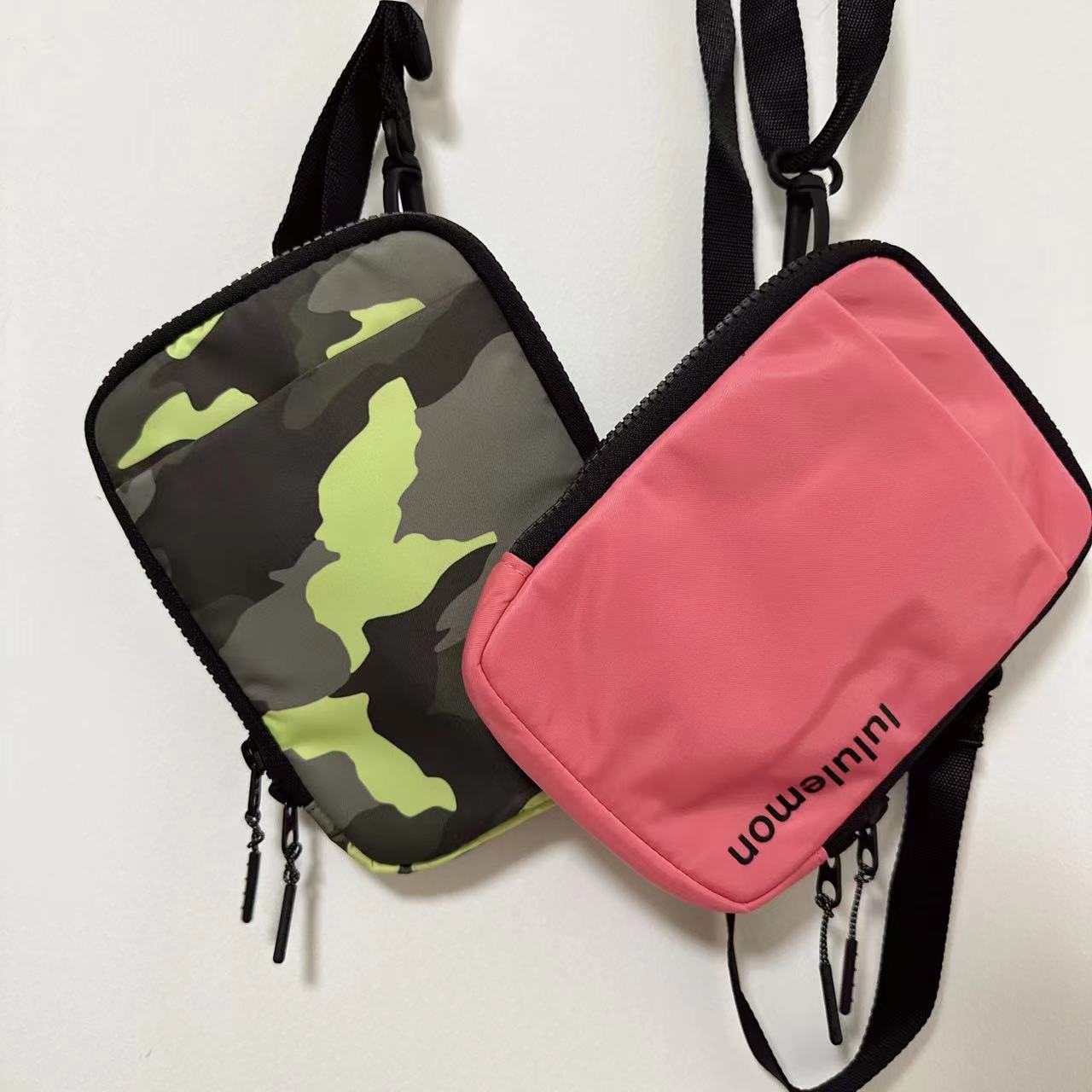 手机包斜挎包17.5*12.5*2cm