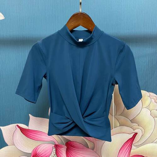 Lululemon Wrap Front Mock Neck Crop Short Sleeve 短袖高领T恤