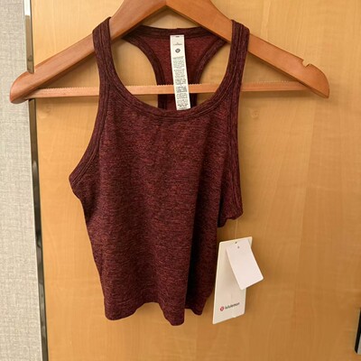 lululemon swiftly tech 女士短款工字运动背心2.0