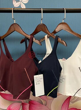 Lululemon Contoured Curves Tank Top 女士运动背心 含胸垫