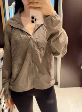 lululemon classic-fit ventilated 女士跑步外套夹克