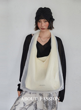 About Passion · 双层网纱单肩包