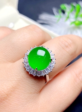 缅甸翡翠戒指满阳绿蛋面