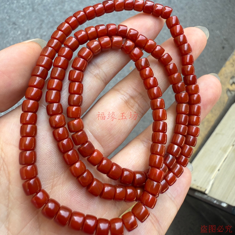 精品南红玛瑙直切桶珠款手链