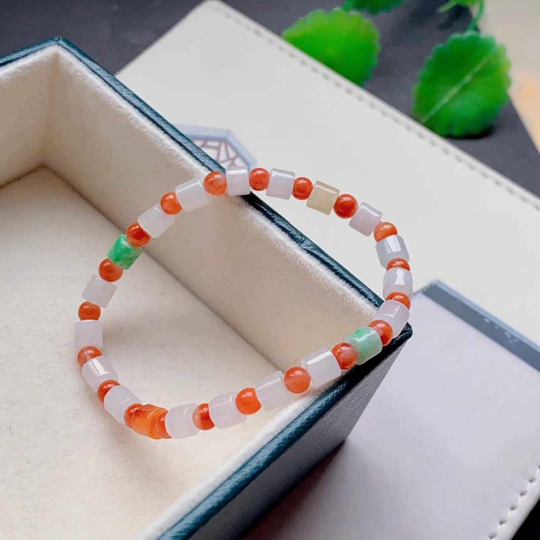 天然正品翡翠桶珠手链搭配